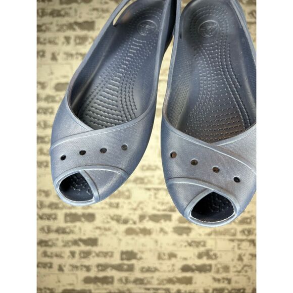 Crocs | women blue rubber slip on loafers - Picture 2 of 6